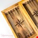  تخته نرد چوب گردو همراه با مهره، مدل نبرد مرد و شیر sh598 – اثر هنری حکاکی‌شده با چوب گردوی اصیل – خرید اینترنتی از ایران پاساژ 