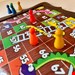 بازی فکری منچ و مارپله ۶ نفره چوبی SH432 – مناسب برای جمع‌های خانوادگی و دوستانه – خرید اینترنتی از ایران پاساژ 